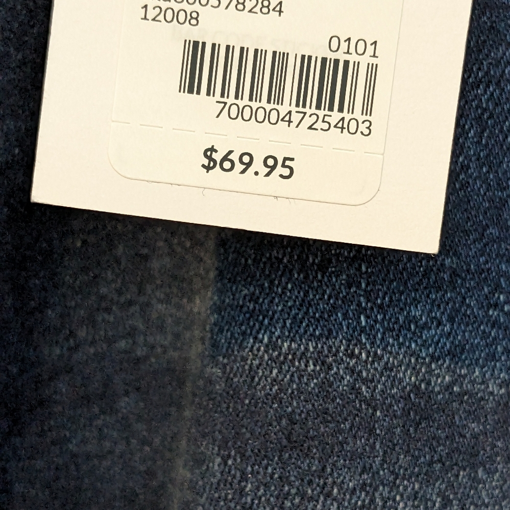 Lane Bryant, NEW with tags, jeans sz 26 - Picture 2 of 9